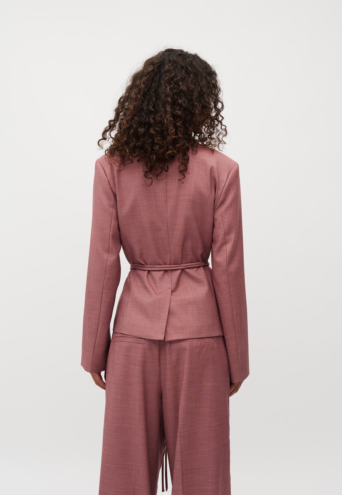 Ivia-M_Rose Brown Melange_Model_3