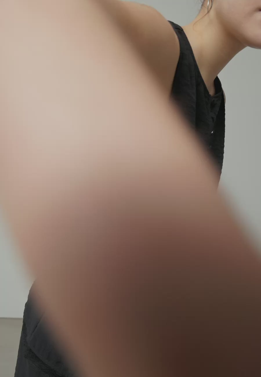 Leleh-M_Black_Video_0