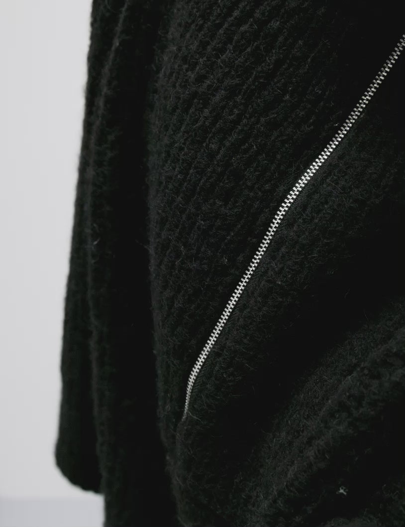 Keyana-M_Black Midnight Wash_Video_0
