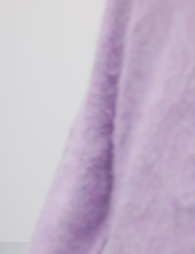Gillis-M_Gentle Violet Melange_Video_0